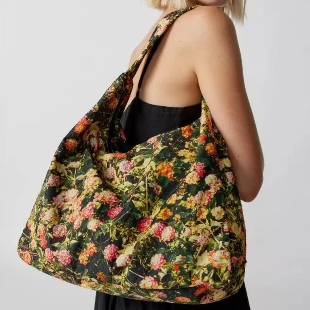 【REASERVED】NWT BAGGU Nylon Shoulder Bag - Lantana - Picture 3 of 6